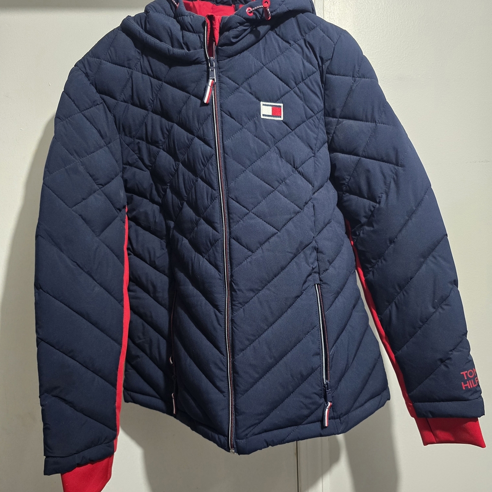 Tommy Hilfiger Navy Quilted Jacket with Red Accents